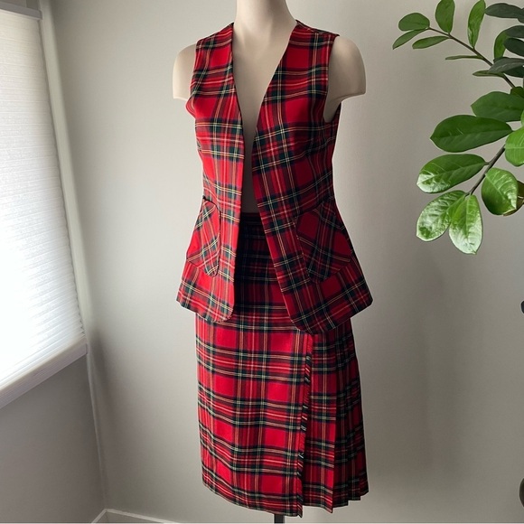 70s Vintage Scottish 100% Wool Plaid Red Kilt Vest Set The Tartan Gift Shops - Picture 9 of 13